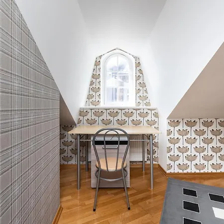 Dictumfactum 2bedroom Apartamento Talin