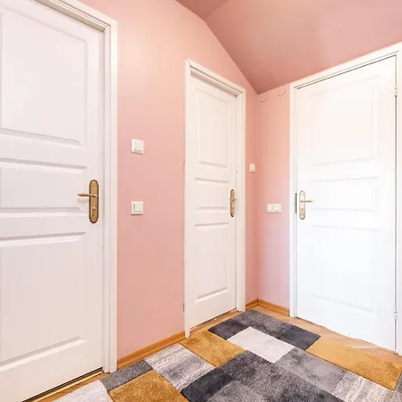 Dictumfactum 2bedroom Appartamento *