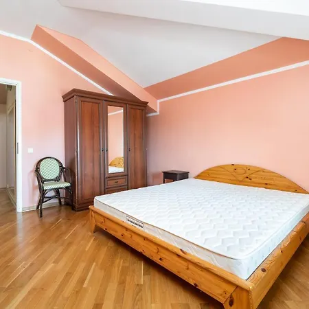 Dictumfactum 2bedroom *