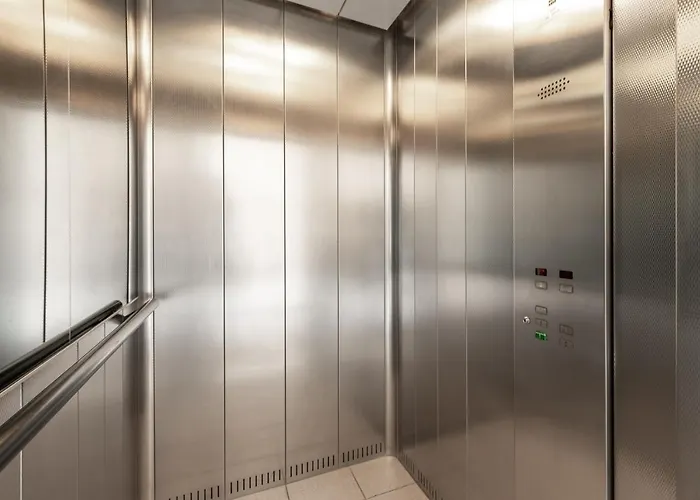 Dictumfactum 2bedroom Appartement *